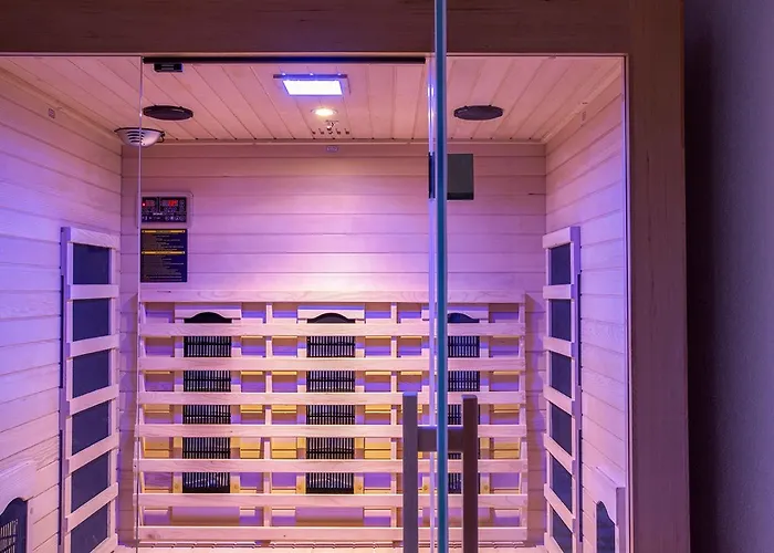 - 8 Posti Con Sauna Palestra E Garage アパート *